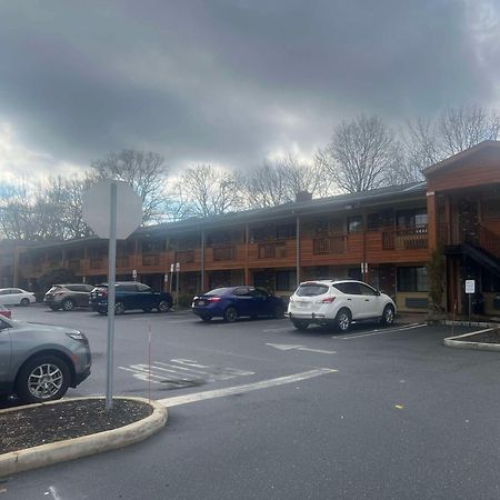 Surestay Plus By Best Western Woodbury Inn Экстерьер фото