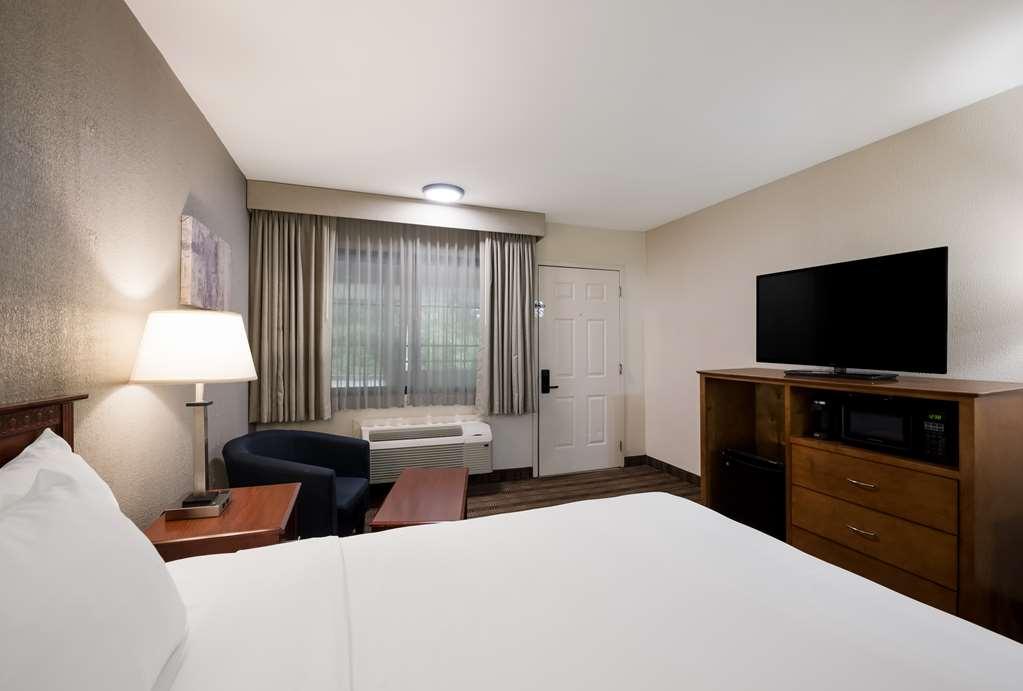 Surestay Plus By Best Western Woodbury Inn Номер фото
