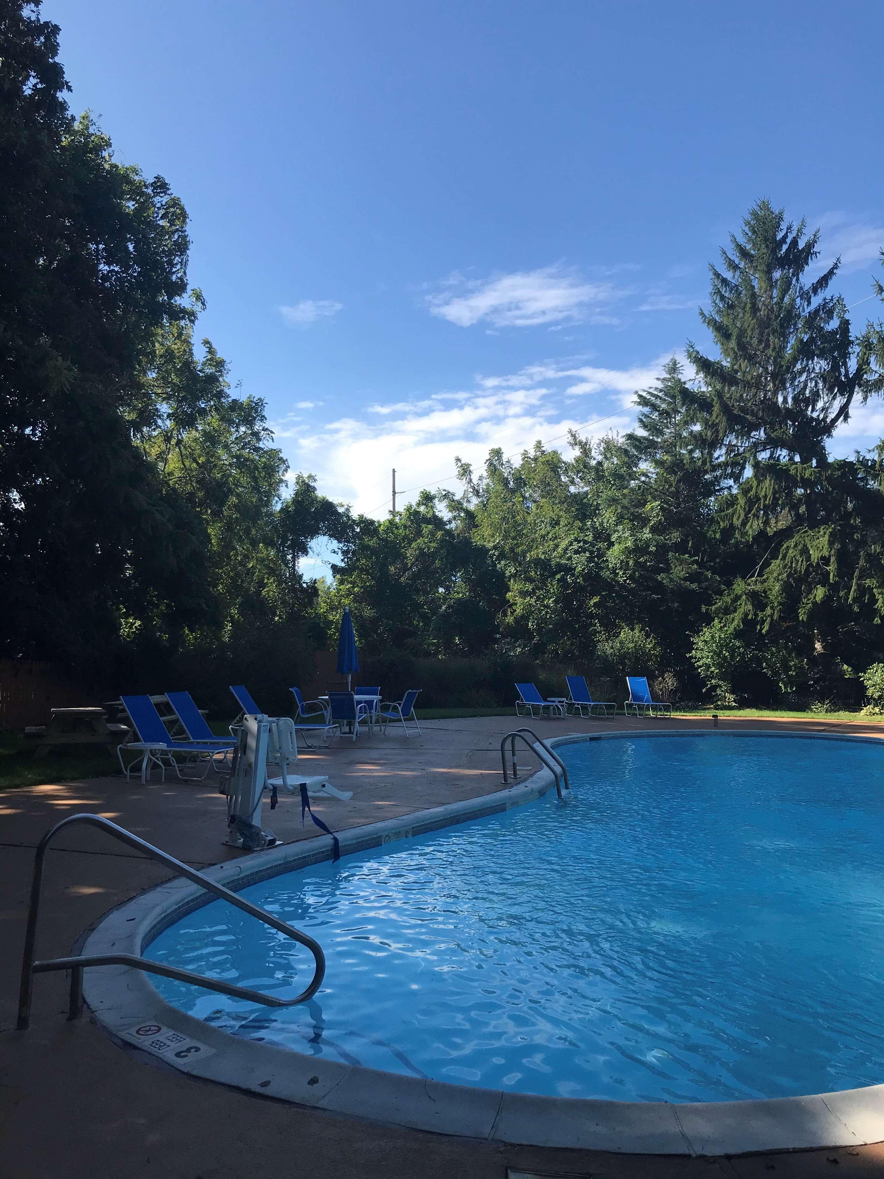 Surestay Plus By Best Western Woodbury Inn Экстерьер фото