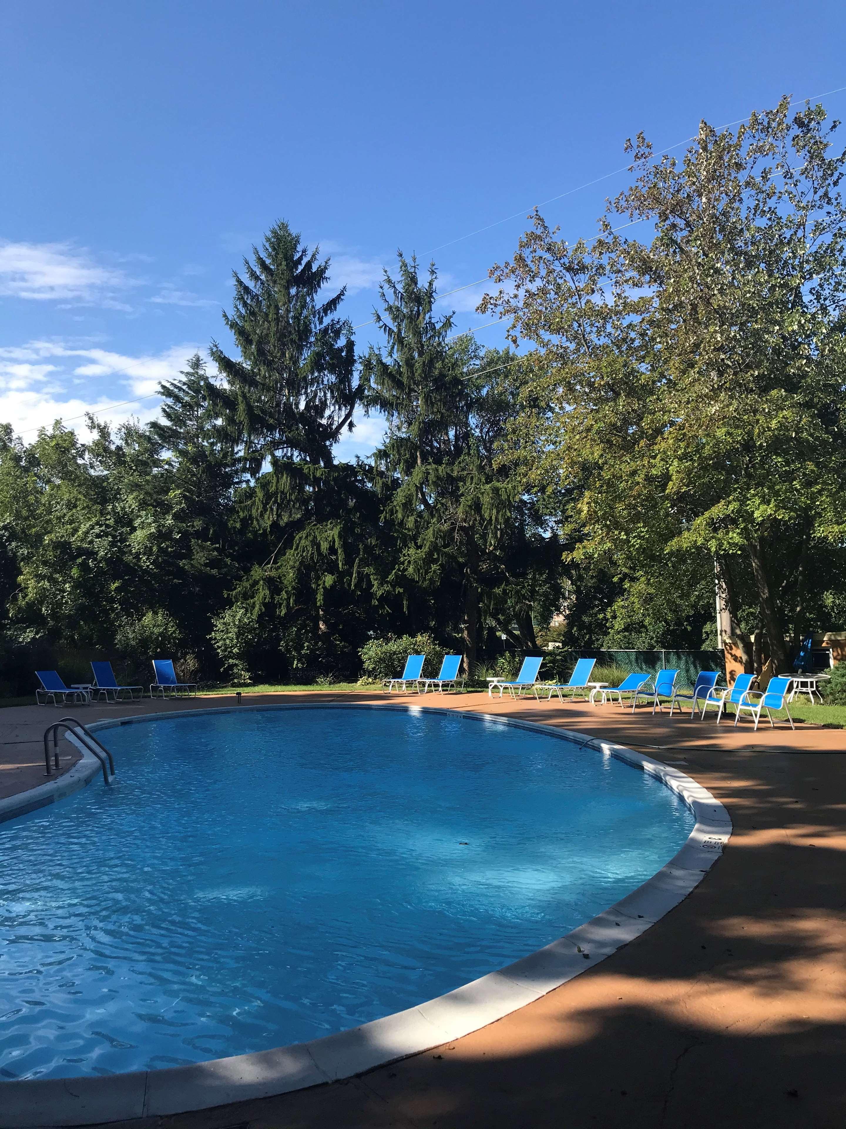 Surestay Plus By Best Western Woodbury Inn Экстерьер фото