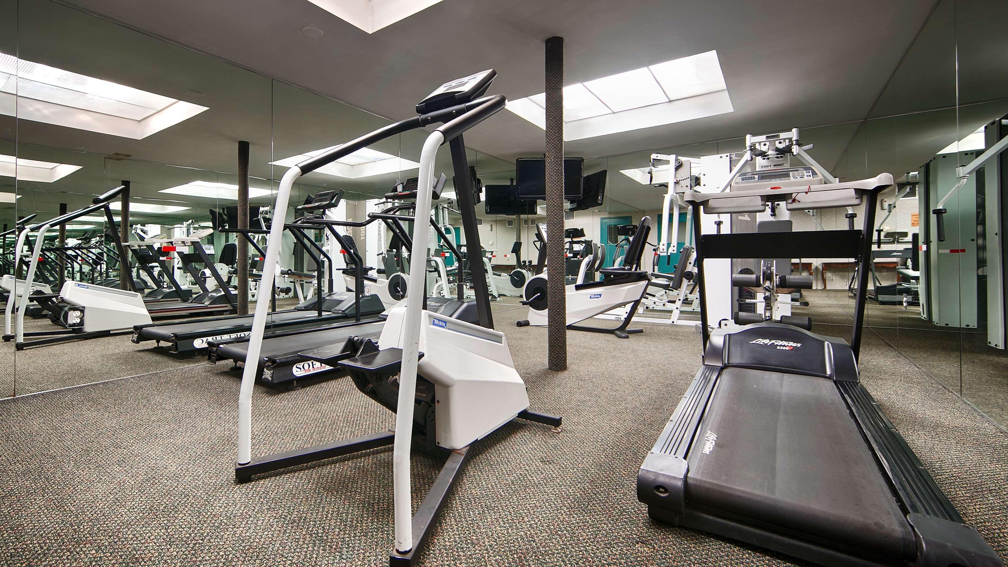 Surestay Plus By Best Western Woodbury Inn Экстерьер фото